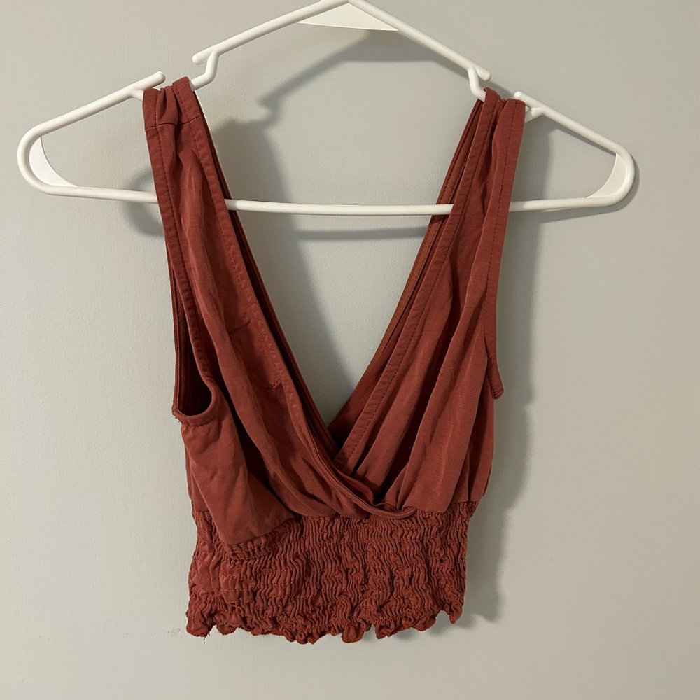 Urban Outfitters Crop Tank - Picture 2 of 3